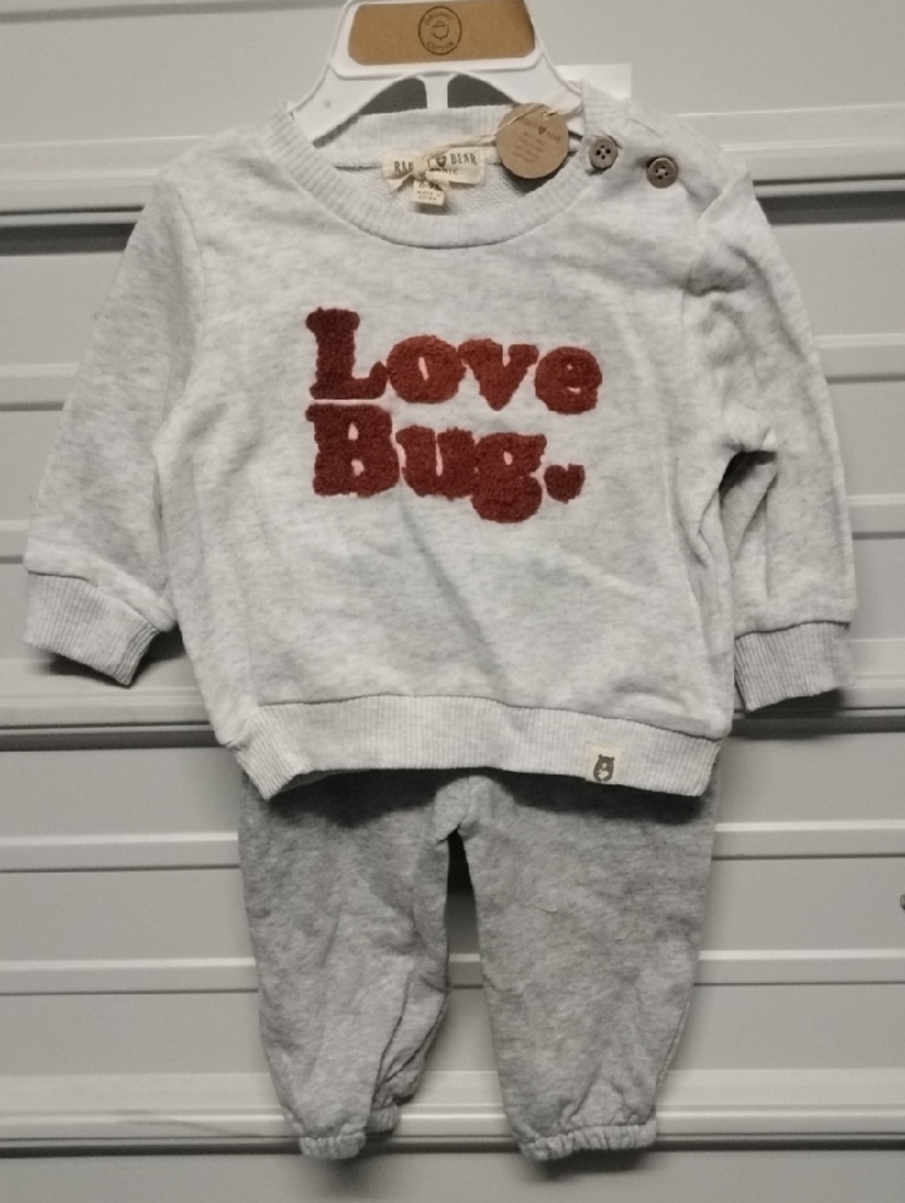 Baby Two-Piece 'Love Bug' Sweatshirt & Pants Set - Heather Gray with Rust Letter